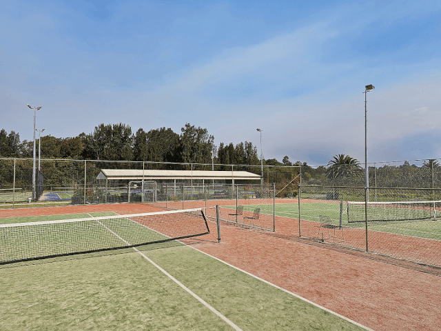 Moxon Sports Club in  Punchbowl  